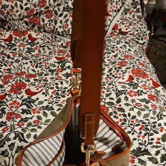 Dooney & Bourke Tan Shoulder Bag with Brown Trim - Picture 7 of 10